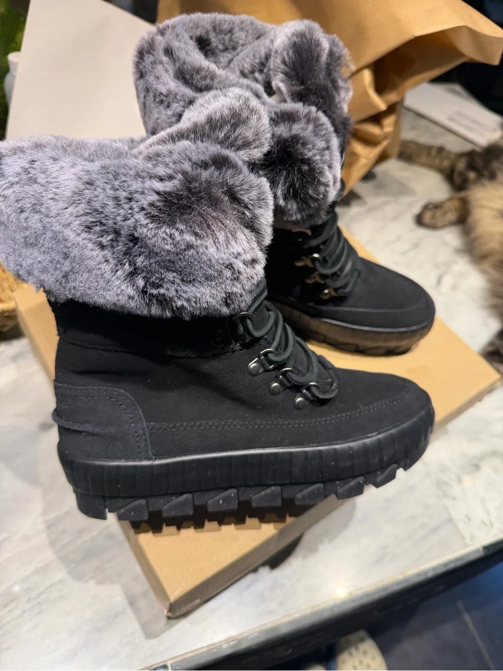 Sperry torrent winter laceup black